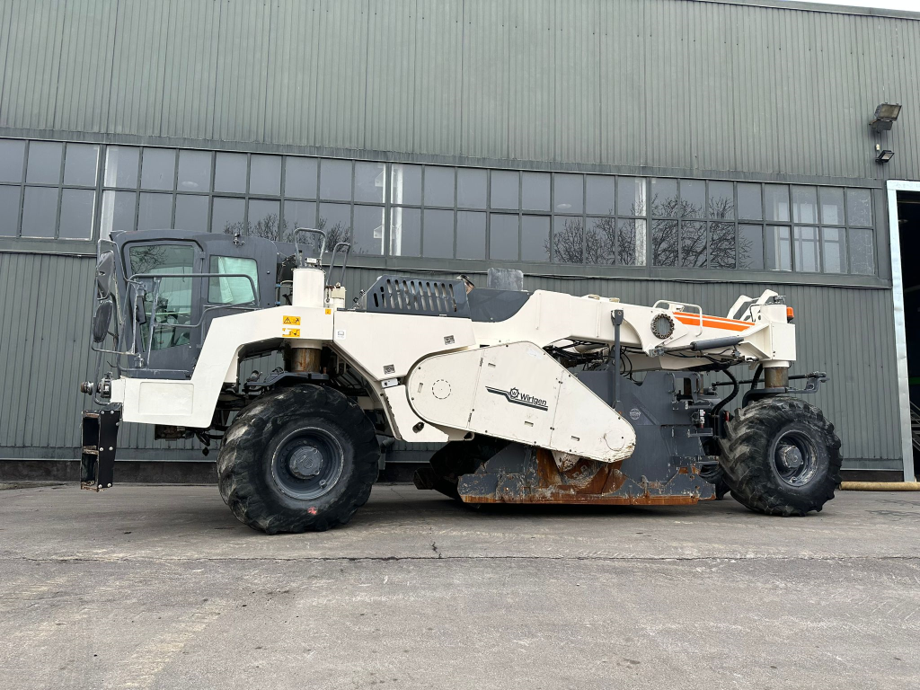 WIRTGEN WR2000 - Roadcon international