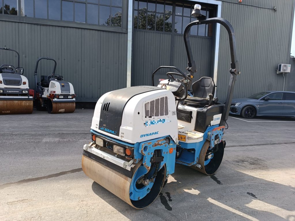 ROLLER DYNAPAC CC900S - Roadcon international
