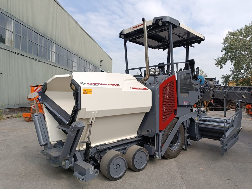 PAVER DYNAPAC SD1800W - Roadcon international